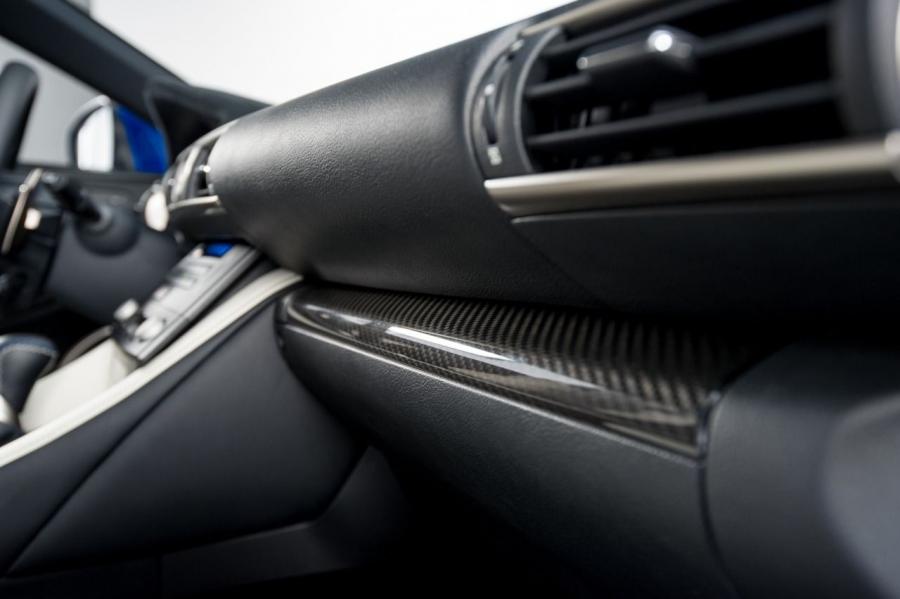 Детали интерьера Lexus RC F 2014 года  (NA) (фото 188 из 200)